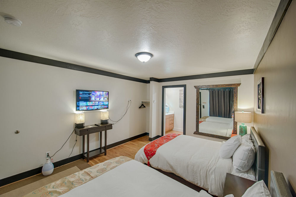 Tao'S Inn West Yellowstone Kültér fotó