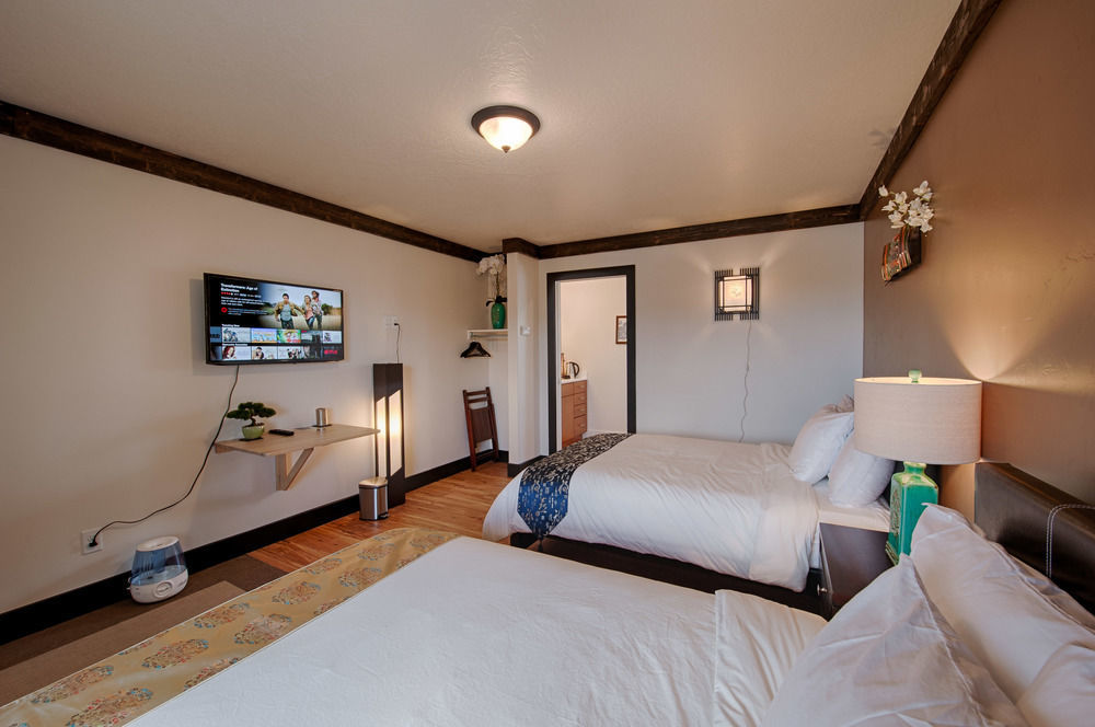 Tao'S Inn West Yellowstone Kültér fotó